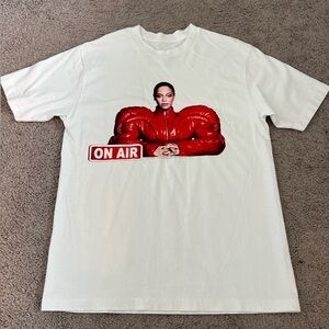 New Authentic Beyonce RWT America Has a Problem T-Shirt!❤️